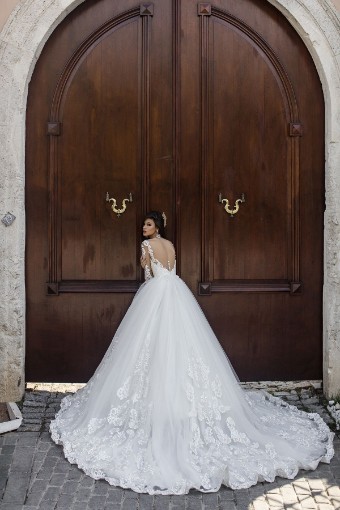The Exquisite Bride Private Label Style #3132 #3 thumbnail